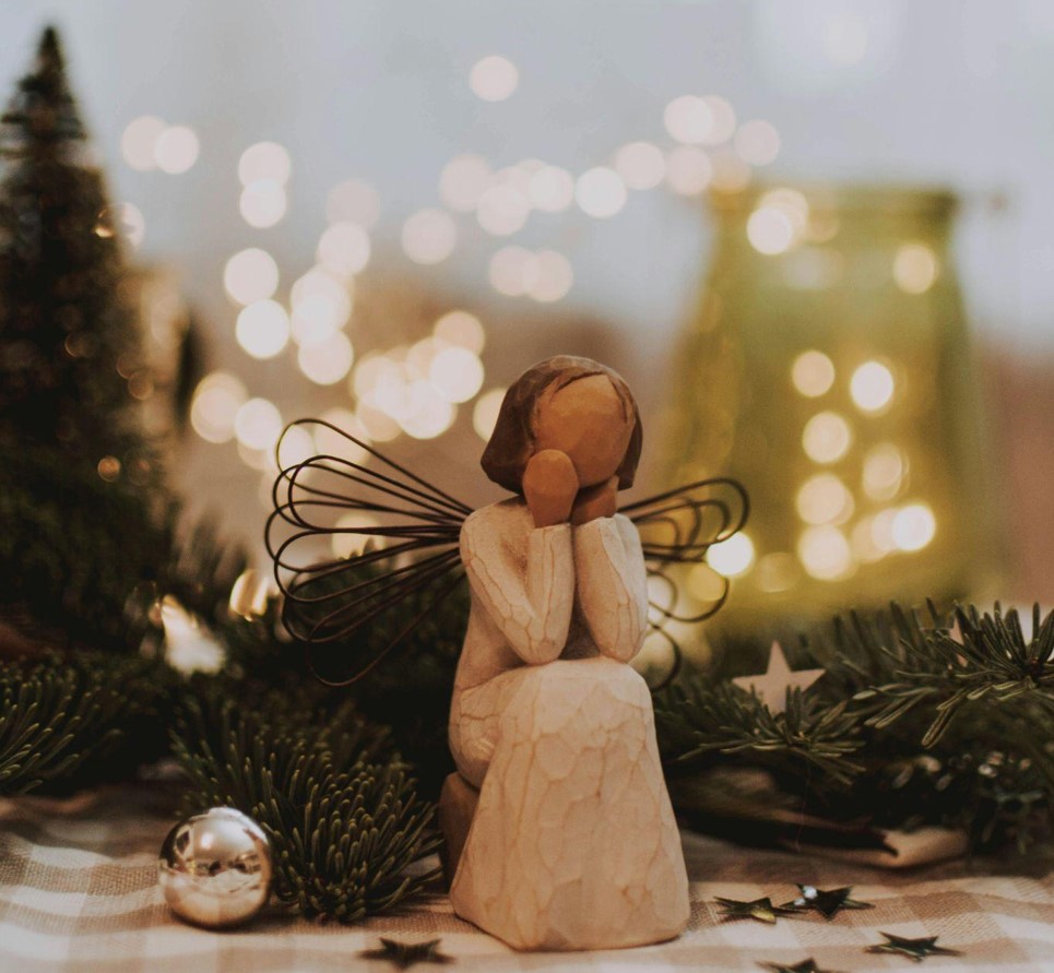 Transform Your Home with Christmas Garland